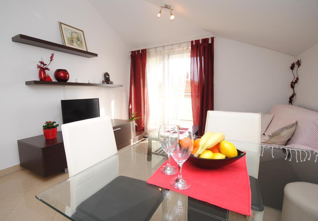 Apartment Tin Каштела Экстерьер фото
